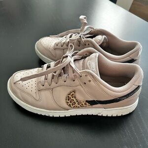Nike Dunk women 9,5
